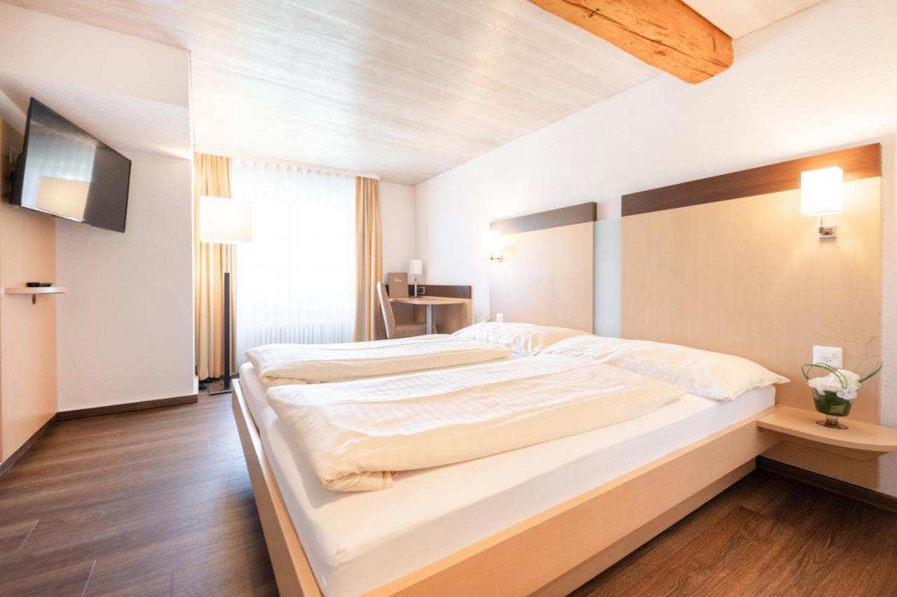Hotel Zum Goldenen Kreuz Фрауенфелд Екстериор снимка