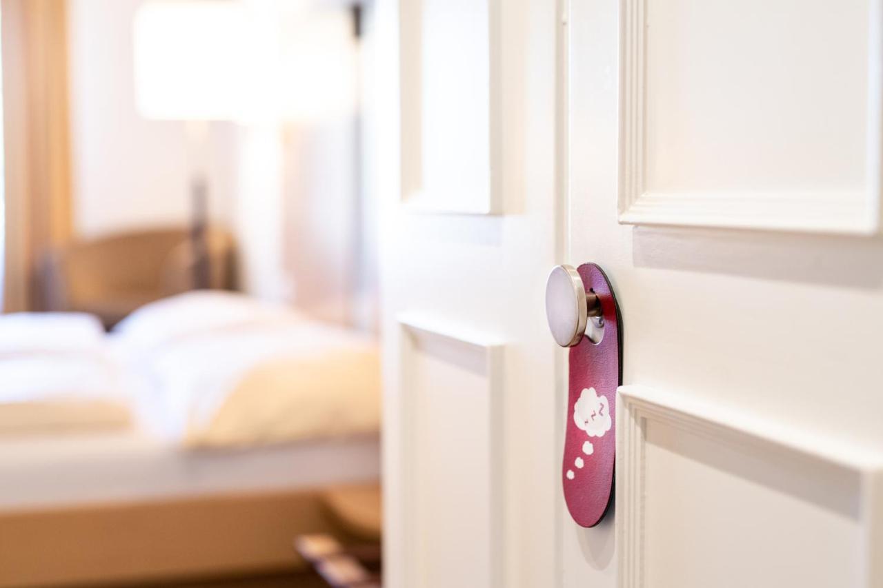 Hotel Zum Goldenen Kreuz Фрауенфелд Екстериор снимка