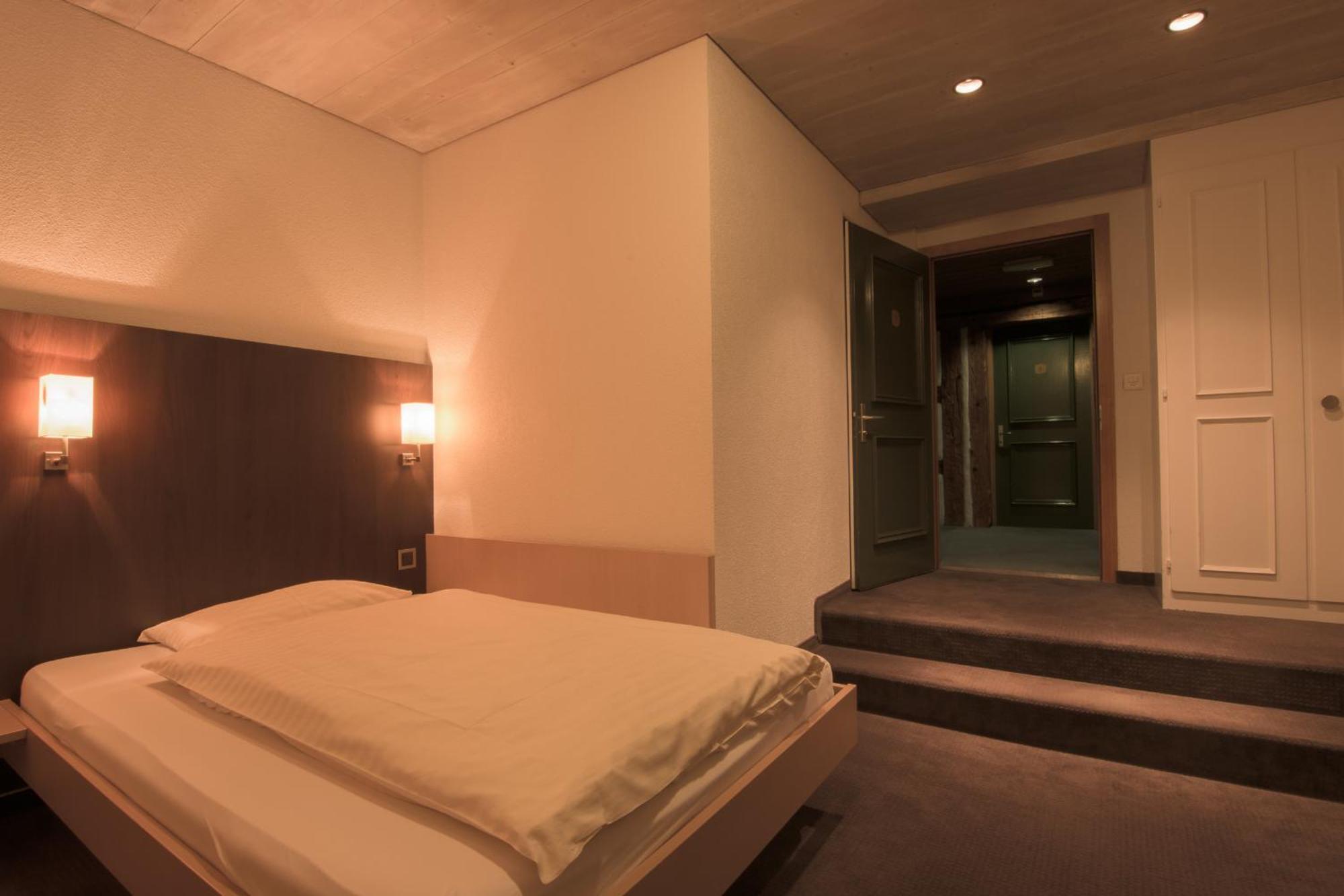 Hotel Zum Goldenen Kreuz Фрауенфелд Стая снимка